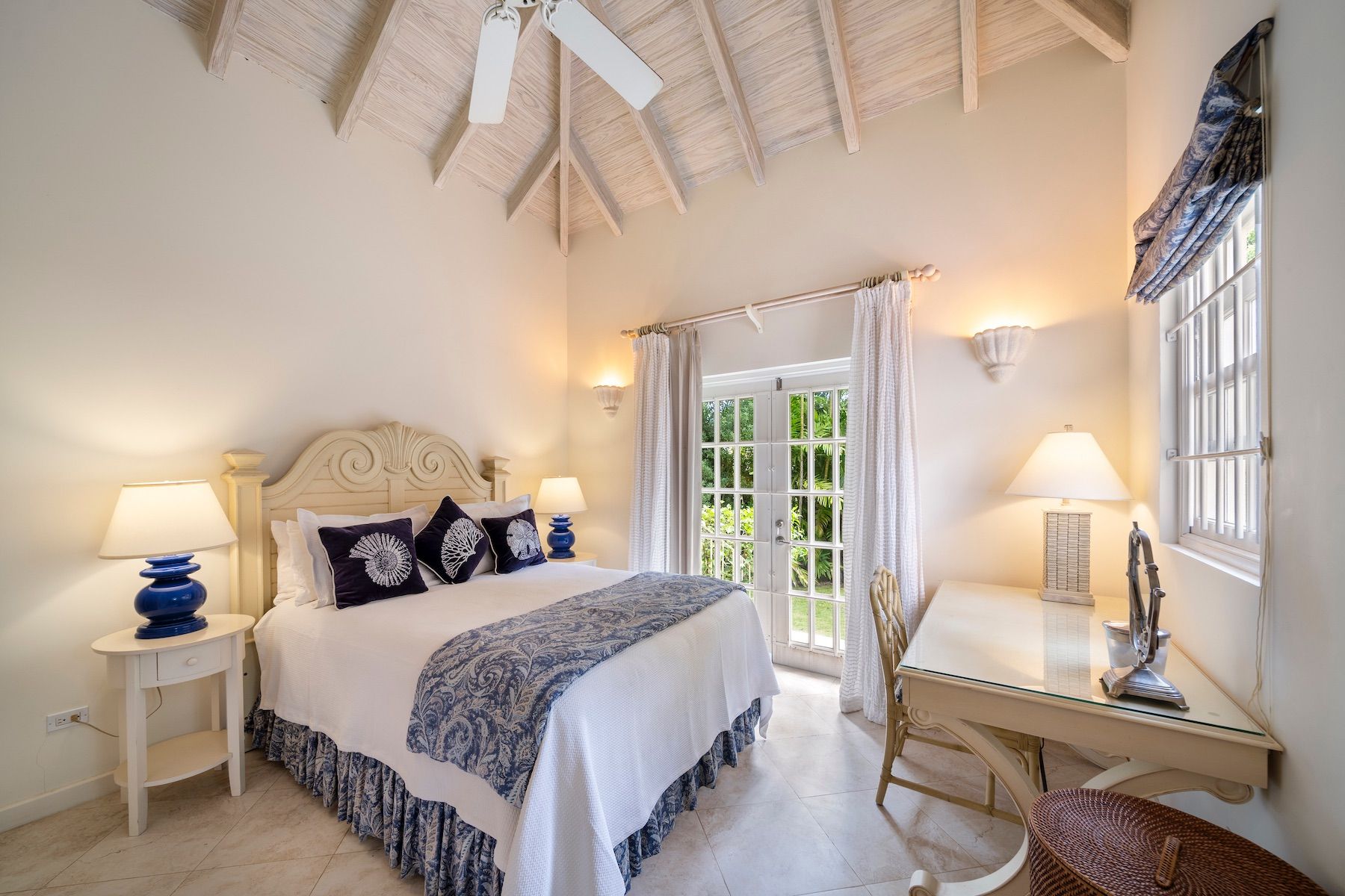Sandalwood House villa photo.
